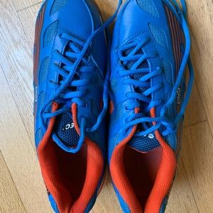 Hi-Tec Court Shoes